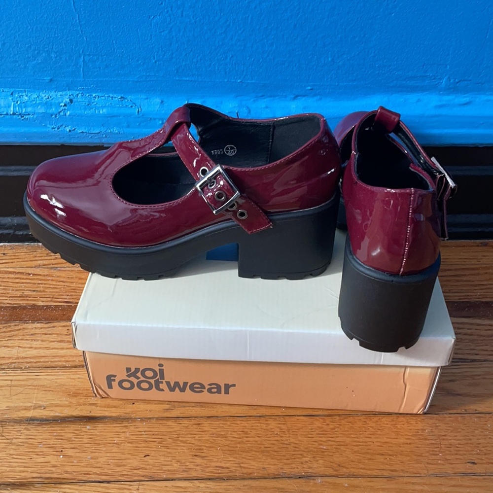 Mary Jane Burgundy Platforms - Picture 4 of 4